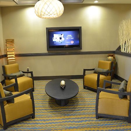 Holiday Inn Express Hotel & Suites Goldsboro - Base Area By Ihg Exterior foto