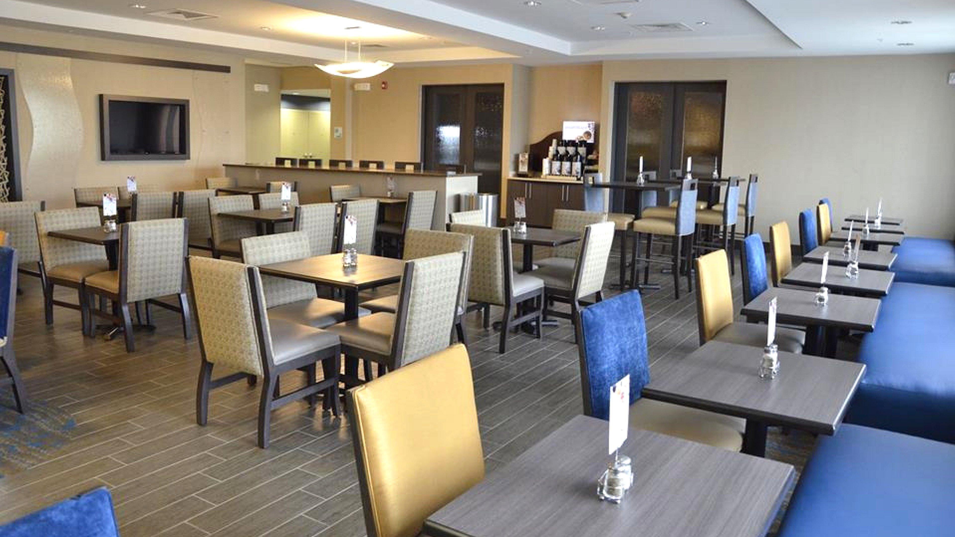 Holiday Inn Express Hotel & Suites Goldsboro - Base Area By Ihg Exterior foto